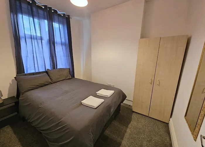 Cozy Room By Gloucester Road