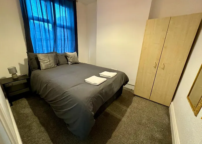 Cozy Room By Gloucester Road
