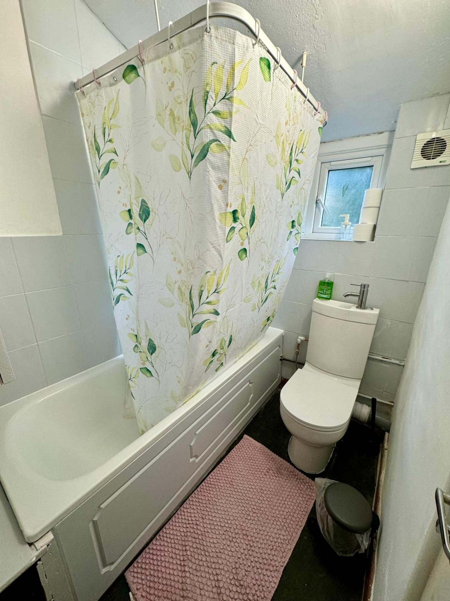 Cozy By Gloucester Road Homestay Bristol